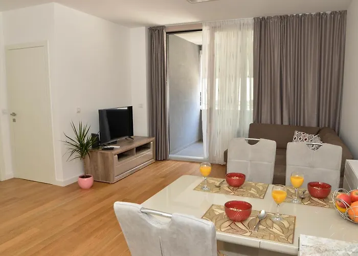 Apartamento M&t With Garage,near The Old Town *