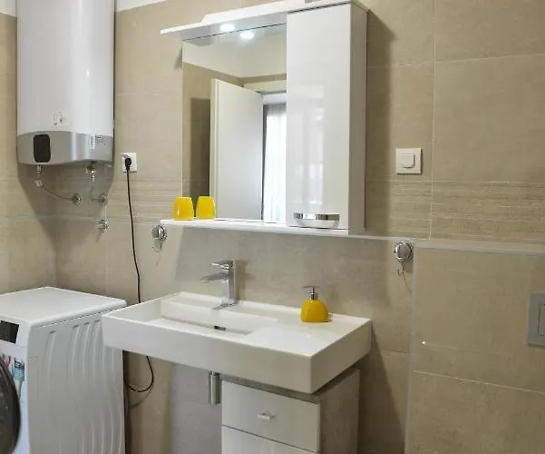 M&t With Garage,near The Old Town Zadar