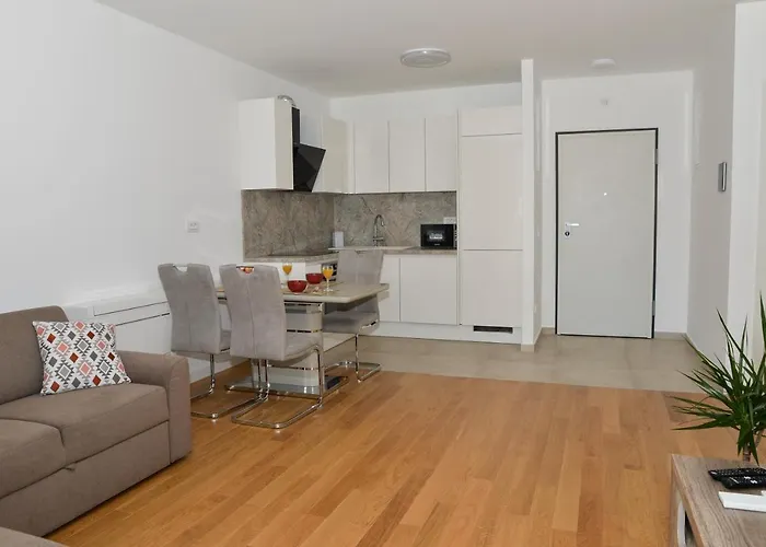 Apartamento M&t With Garage,near The Old Town Zadar